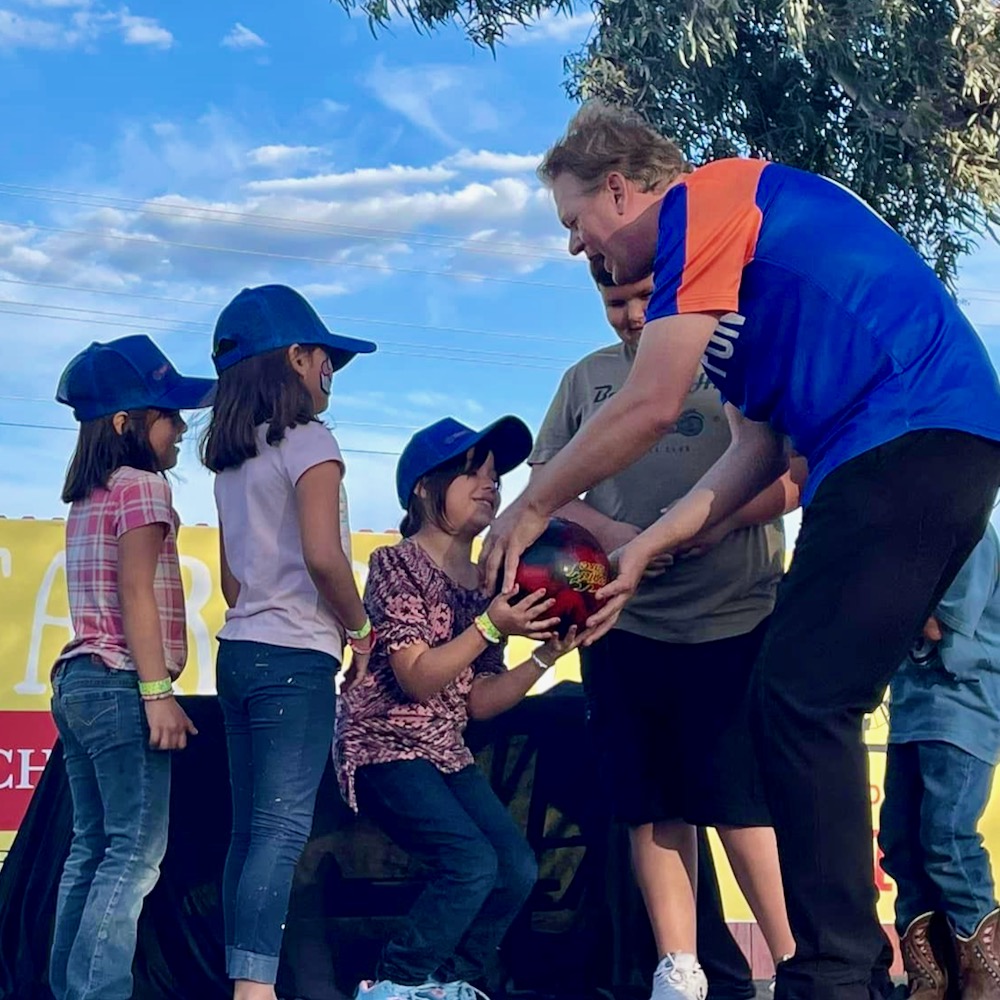 bowling ball juggler